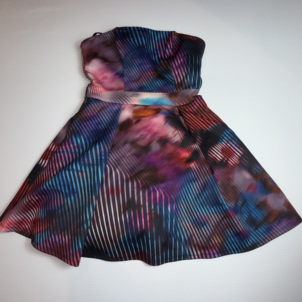 Bebe Czar Print Strapless Scuba Mini Dress with Pockets Small Multicolor Striped